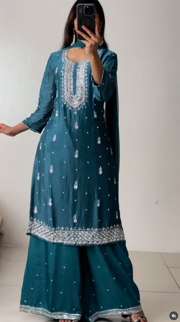 Chinon Kurthi set